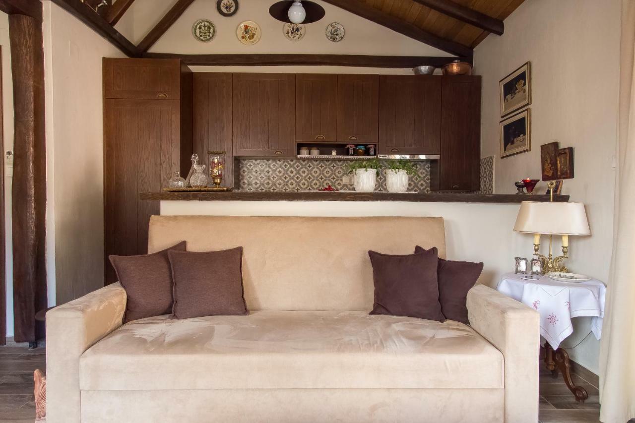 カランバカTasos Houseアパートメント エクステリア 写真