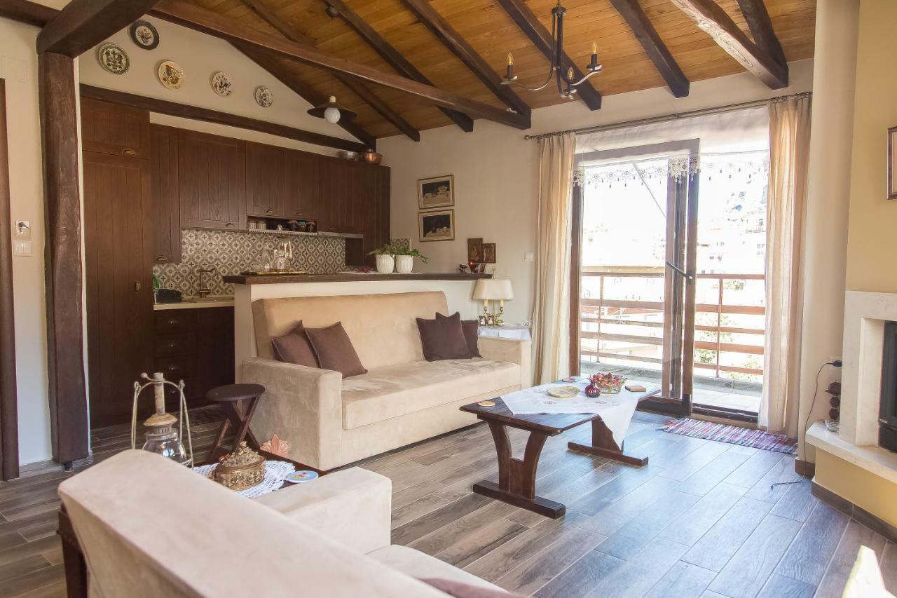 カランバカTasos Houseアパートメント エクステリア 写真