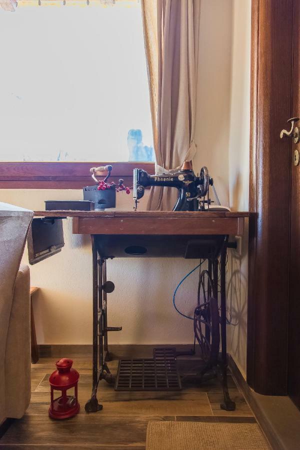カランバカTasos Houseアパートメント エクステリア 写真